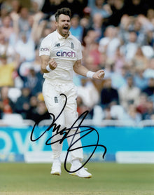  James Anderson Signed 10X8 Photo Genuine Signature AFTAL COA (2509)