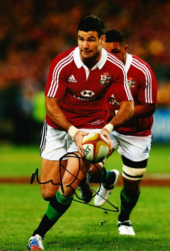 Mike Phillips Signed 12X8 Photo Lions & WALES Rugby AFTAL COA (2212)