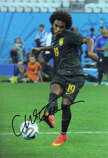  Willian Signed 12X8 Photo Chelsea FC & Brazil Genuine Signature AFTAL COA (1766)