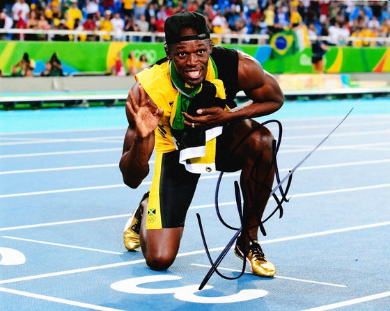 Usain Bolt Signed 10X8 PHOTO DISPLAY Olympics JAMAICA AFTAL COA (E)