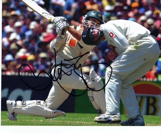 JUSTIN LANGER Signed 10X8 Photo Ashes Cricket Australia AFTAL COA (2519)