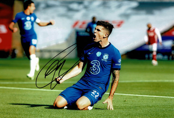 Christian Pulisic Signed 12X8 Photo Chelsea FC Genuine Signature AFTAL COA (9062