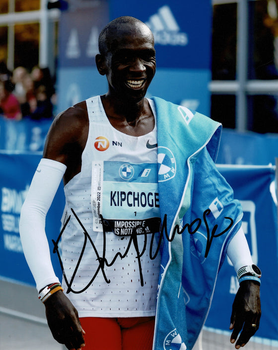 Eliud Kipchoge Signed 10X8 Photo Berlin Marathon World Record AFTAL COA (A)