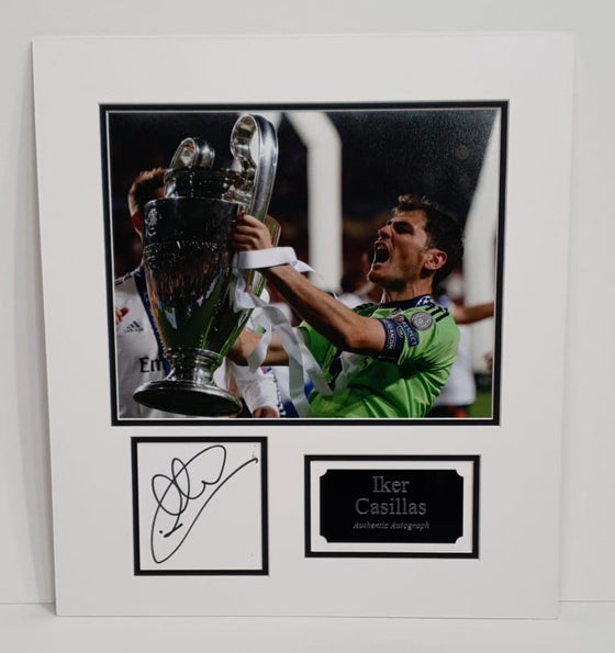 Iker Casillas Signed Photo Mount Display Real Madrid CF AFTAL COA